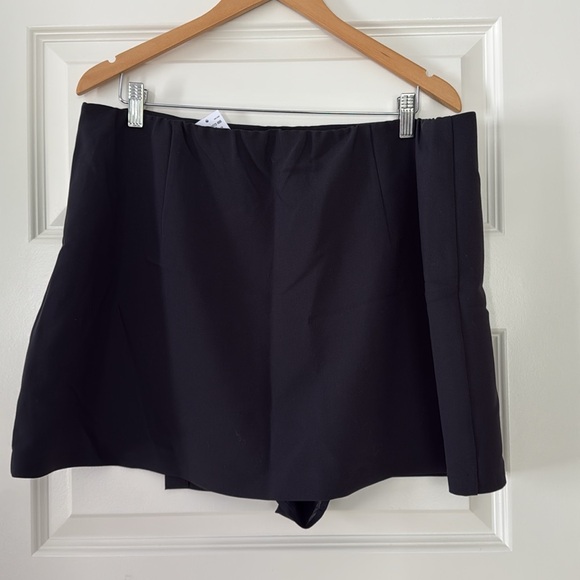 NWT Abercrombie & Fitch Scarlett Mini Wrap Skort - Picture 3 of 4